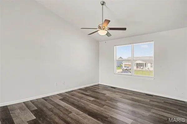 822 Legolas LN, Wright City, MO 63390