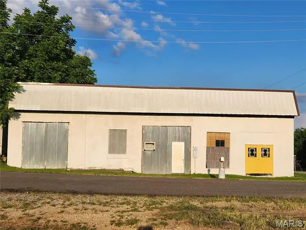 Address not disclosed, Conway, MO 65632