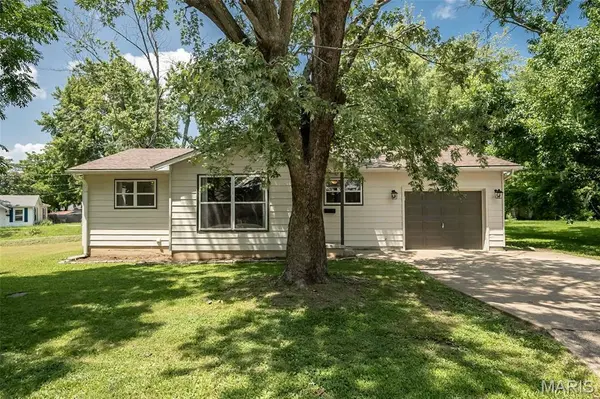 701 E Pear AVE,  Owensville,  MO 65066