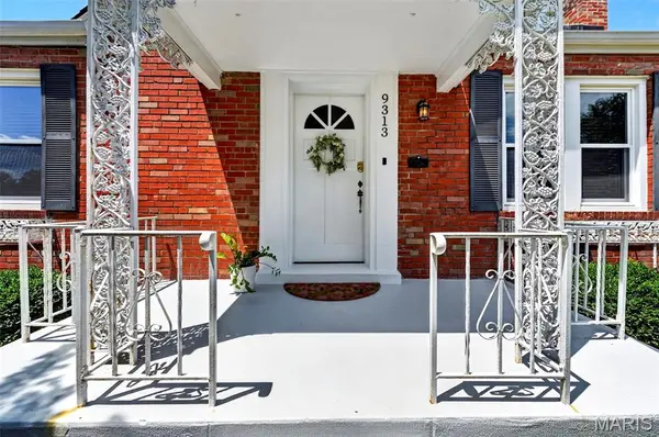 9313 Aster AVE, Affton, MO 63123