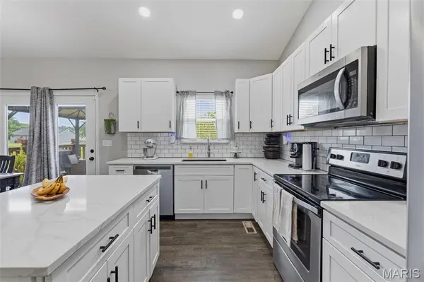 10299 Louise ST, Potosi, MO 63664