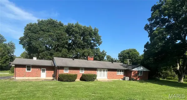103 Clifford TER, Clarksville, MO 63336