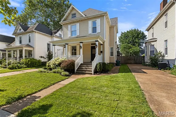 7448 Flora AVE, Maplewood, MO 63143