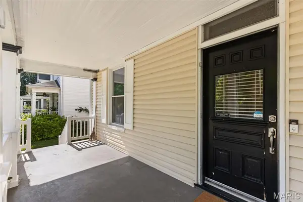 7448 Flora AVE, Maplewood, MO 63143