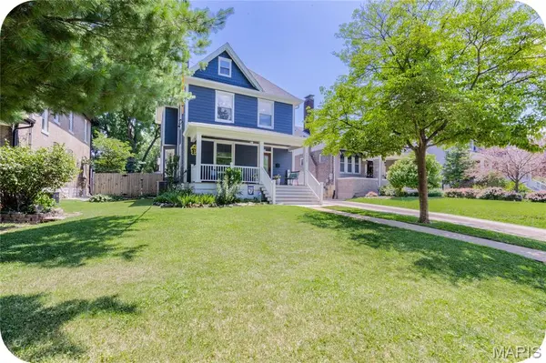 7358 Flora AVE,  Maplewood,  MO 63143