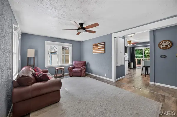 319 Sycamore ST, Collinsville, IL 62234