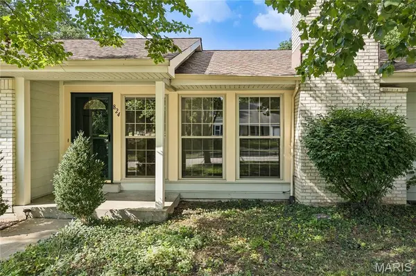 824 La Bonne Pkwy, Manchester, MO 63021