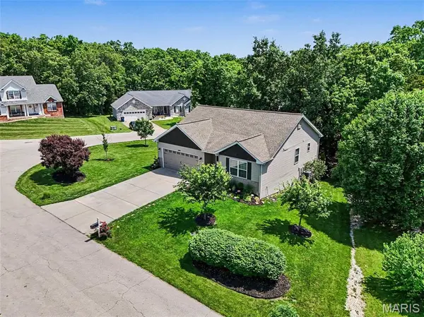10897 Mulberry DR, Foristell, MO 63348