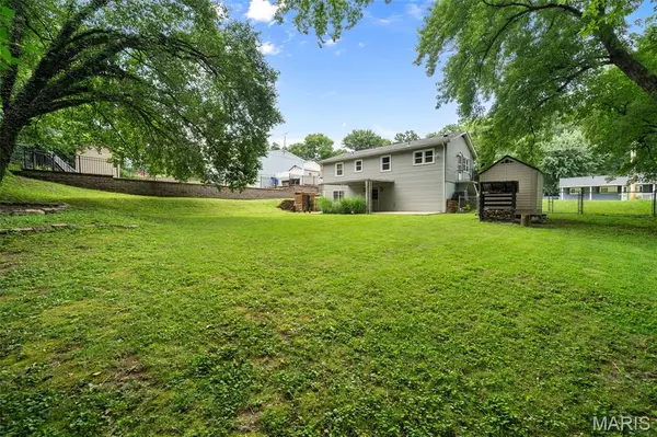 54 Boyd AVE, Valley Park, MO 63088