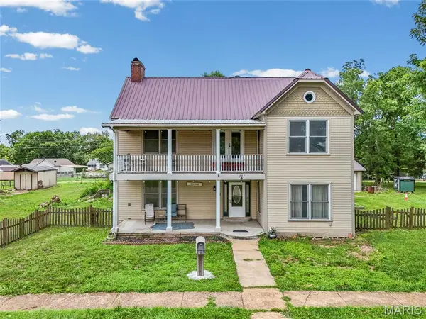 111 N Ravencrest DR, Desloge, MO 63601