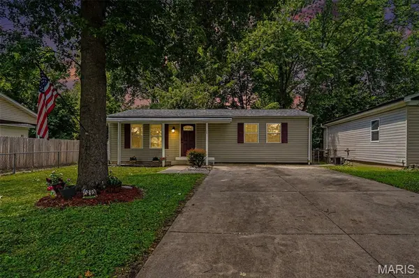120 Cedar Ridge DR, Pacific, MO 63069