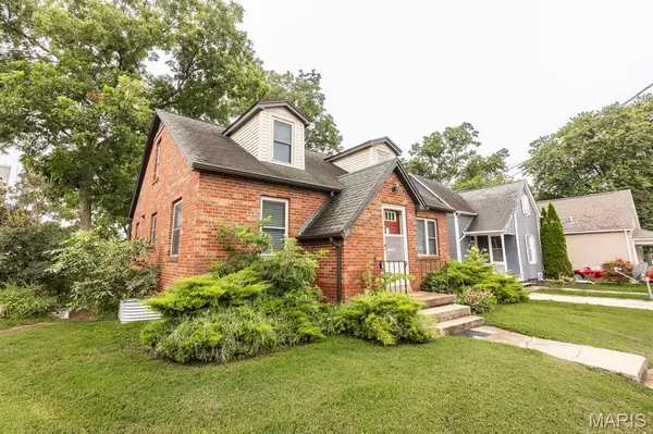618 E Main ST E, Mascoutah, IL 62258