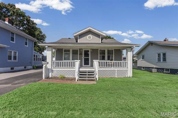 644 N 1st ST, Wood River, IL 62095
