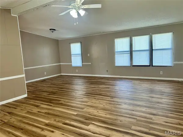 107 N Valle ST, Pilot Knob, MO 63663