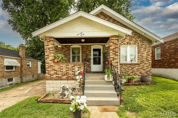7040 Lena AVE, St Louis, MO 63136
