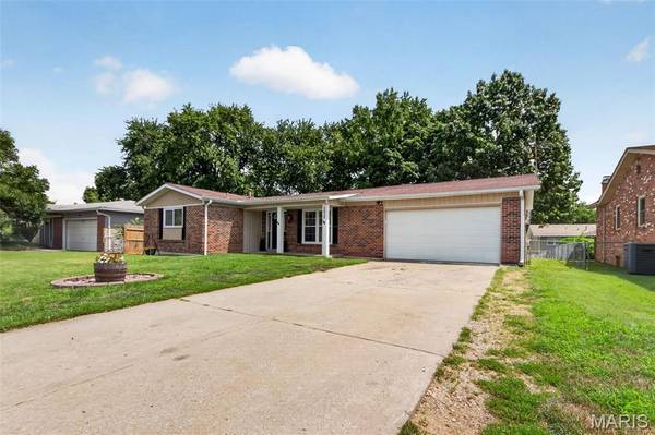 3020 Park AVE, St Charles, MO 63301