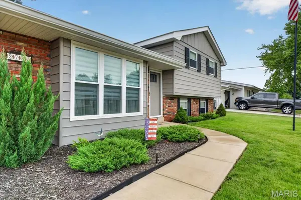 2785 Rosewood DR, Arnold, MO 63010