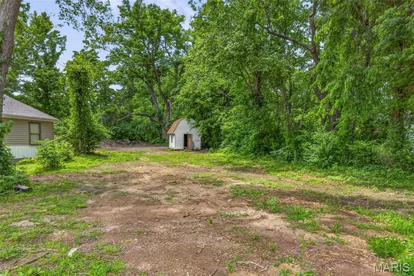 705 W Main ST, Bismarck, MO 63624