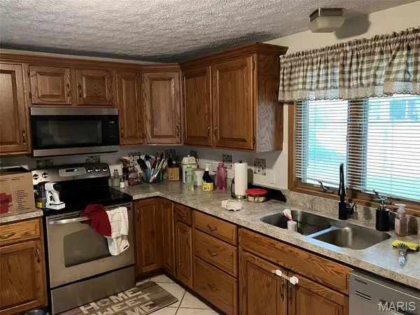 103 Walnut ST, Damiansville, IL 62215