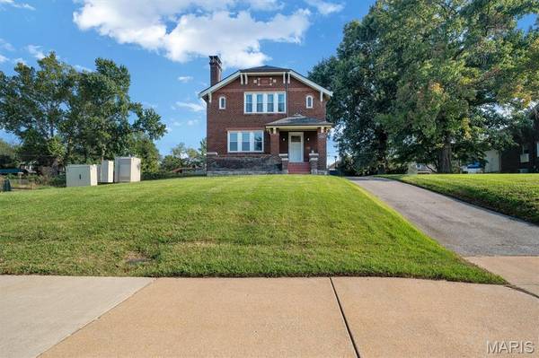 8062 Natural Bridge RD, Bel-nor, MO 63121