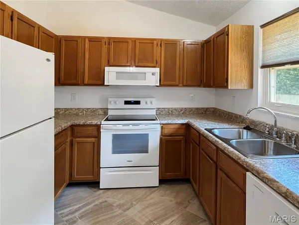 7720 Meadow View CIR, Union, MO 63084