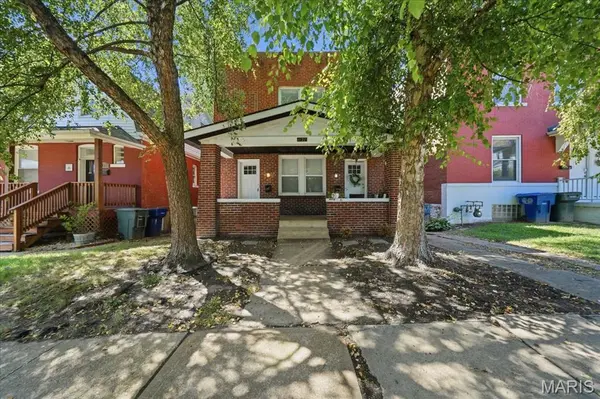 1127 Forest AVE, St Louis, MO 63139