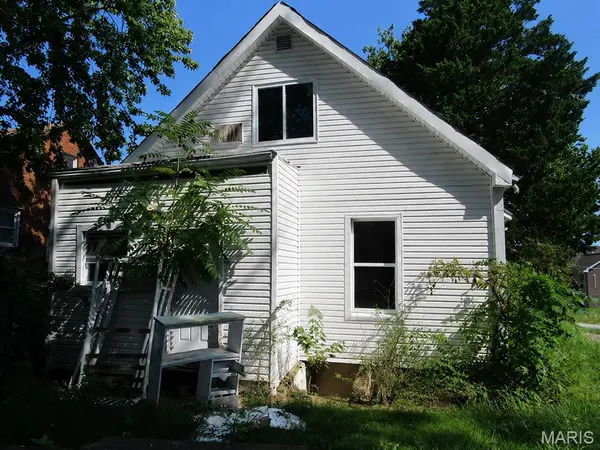 6732 Robbins AVE, St Louis, MO 63133