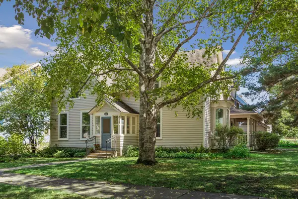 219 Nevada ST, Northfield, MN 55057