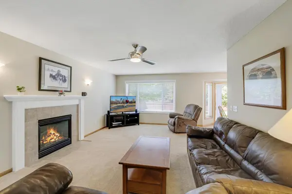 19951 Excelsior LN, Farmington, MN 55024