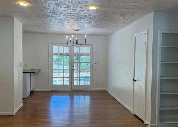 10416 Ridgeview DR, Oklahoma City, OK 73120