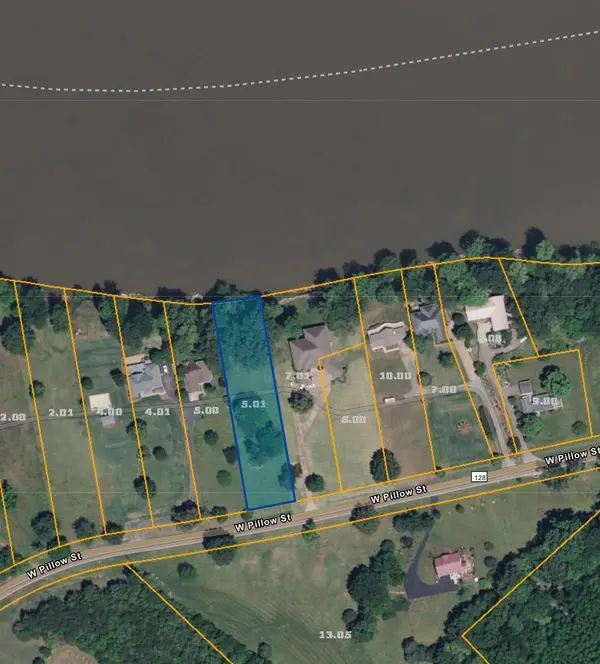 6 Pillow St #W, Clifton, TN 38425