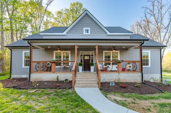 2363 Newcut Rd, Columbia, TN 38401