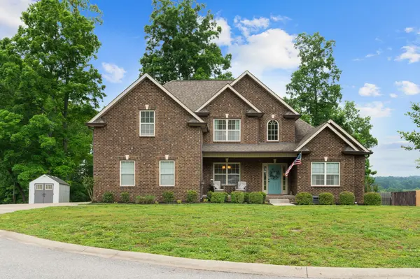1951 Winsome Ln,  Adams,  TN 37010