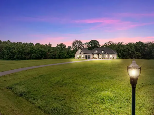 7182 Eagle Ridge Ln, Bowling Green, KY 42103
