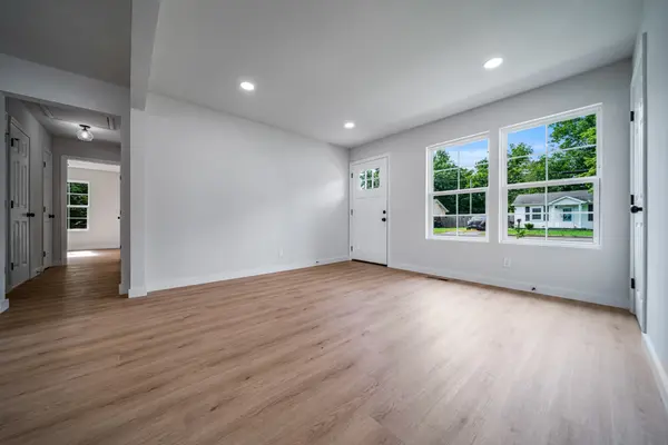 812 Sunrise St, Murfreesboro, TN 37130