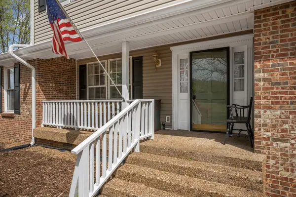 460 W Campbell Rd, Goodlettsville, TN 37072