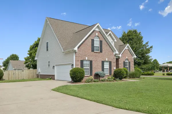 1704 Satterfield Ct, Murfreesboro, TN 37128