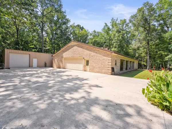 471 Smith Ln, Tullahoma, TN 37388