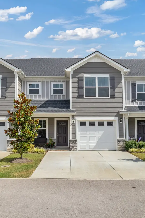 215 Ruth Way, Spring Hill, TN 37174