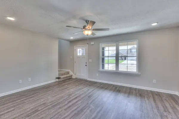 36 Legacy St, Decherd, TN 37324