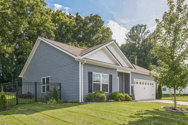 1834 Holdens Holw, Columbia, TN 38401