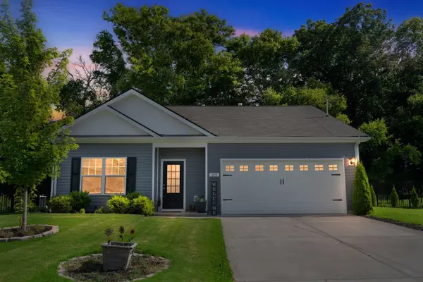 1834 Holdens Holw, Columbia, TN 38401