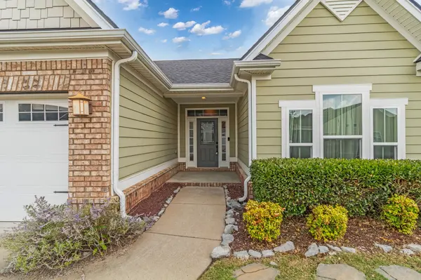 2827 Kellner Dr, Murfreesboro, TN 37128