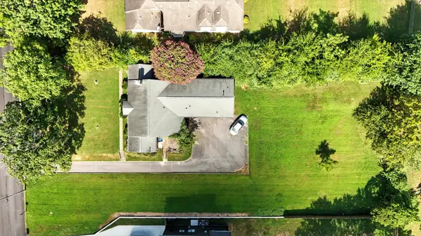 945 Inverness Ave, Nashville, TN 37204