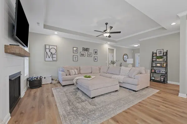 312 Olympia Ct, Bowling Green, KY 42103