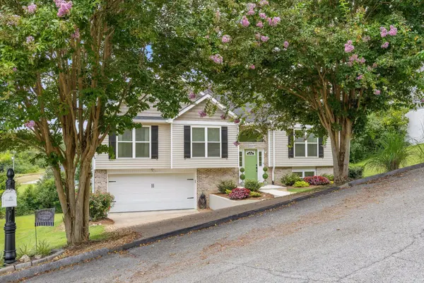 8309 Harvest Oak Lane, Chattanooga, TN 37421