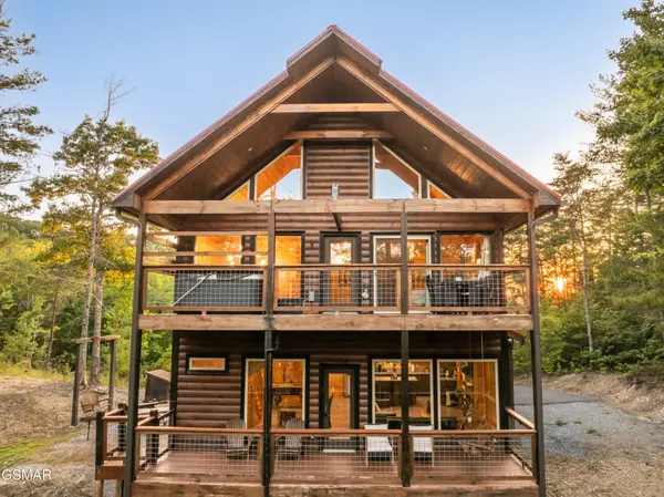 113 Little Round Top Ln., Sevierville, TN 37876