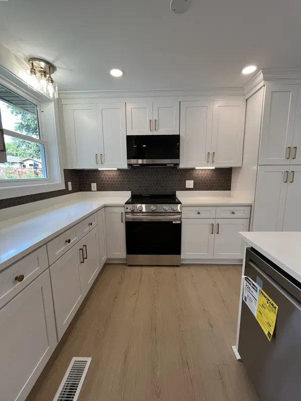 3865 Augusta Dr, Nashville, TN 37207