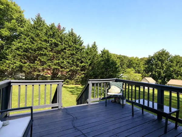 408 Fairview Dr #SE, Cleveland, TN 37323