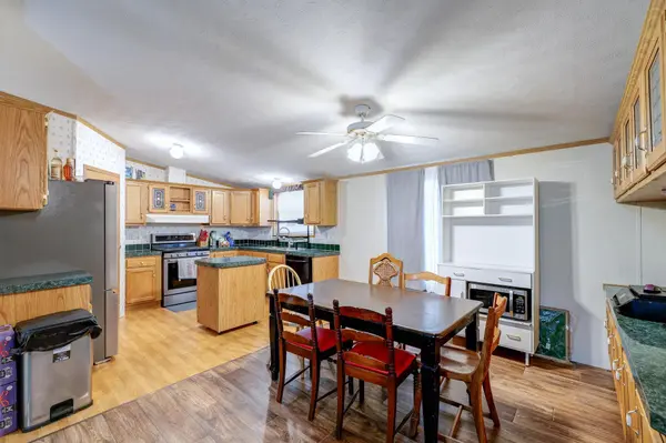 1010 E 1st, Winfield, KS 67156